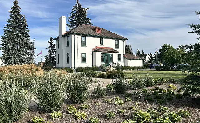 Featured image from Previous post Brad House K3